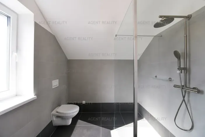 Prodej rodinného domu, Slaný, 156 m2