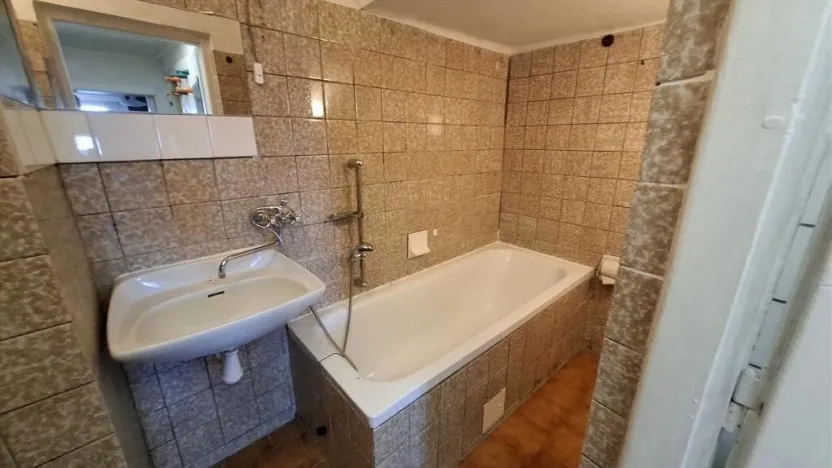 Prodej rodinného domu, Smečno, 200 m2