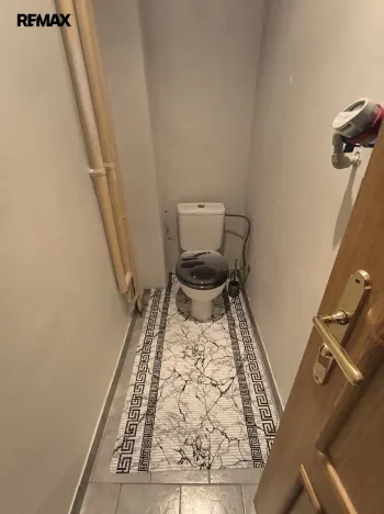 Pronájem bytu 2+1, Karlovy Vary, nábřeží Jana Palacha, 69 m2