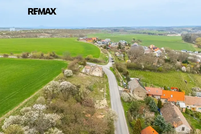 Prodej pozemku pro bydlení, Slaný, 778 m2