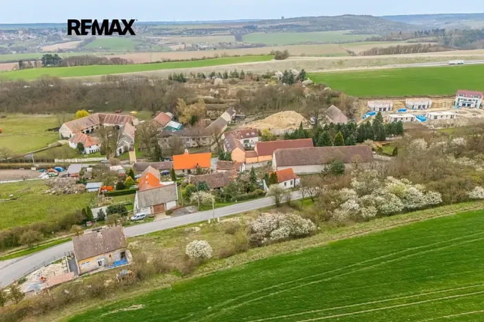 Prodej pozemku pro bydlení, Slaný, 778 m2