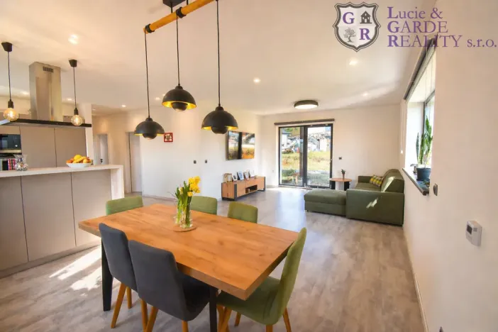 Prodej rodinného domu, Chabeřice, 160 m2