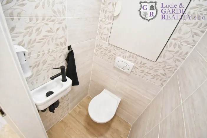 Prodej rodinného domu, Chabeřice, 160 m2