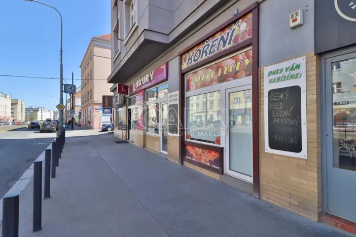 Pronájem obchodního prostoru, Praha - Břevnov, Bělohorská, 32 m2
