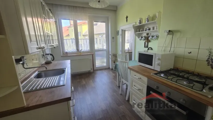 Prodej bytu 2+1, Opava - Předměstí, třída Spojenců, 51 m2