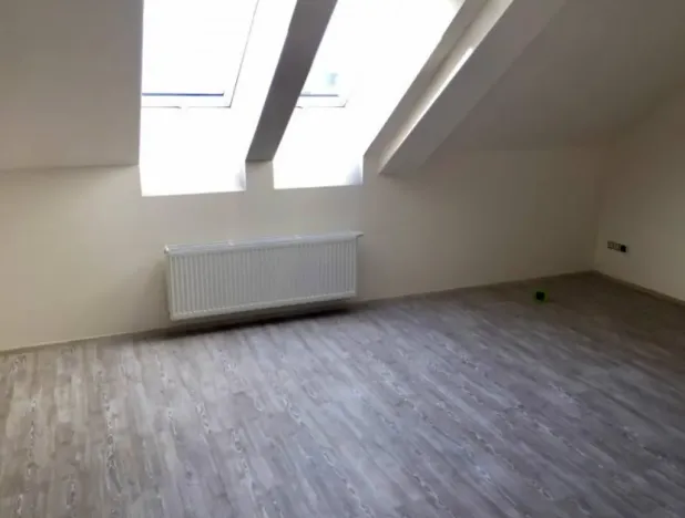 Pronájem bytu 1+kk, Praha - Žižkov, 32 m2