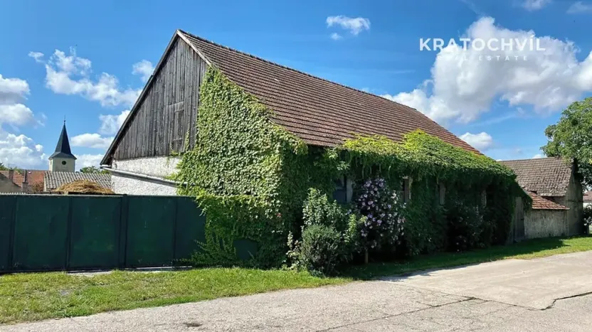 Prodej zemědělského objektu, Úmyslovice, 400 m2