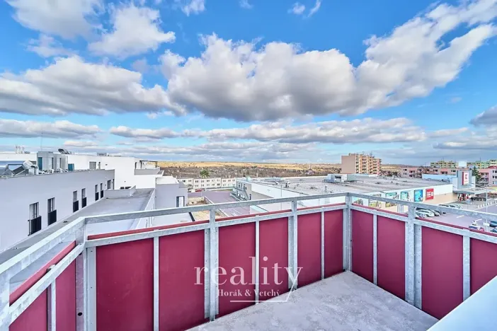 Pronájem bytu 1+kk, Znojmo, Kosmákova, 38 m2