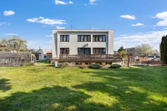 Prodej vícegeneračního domu, Praha - Horní Počernice, Čechurova, 365 m2