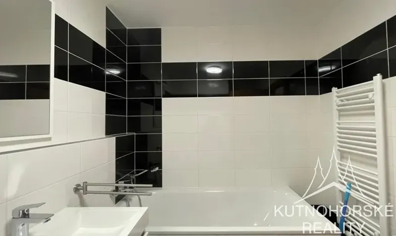 Pronájem bytu 1+kk, Poděbrady, Vrchlického, 33 m2