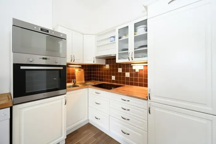 Pronájem bytu 2+kk, Praha - Holešovice, Janovského, 41 m2