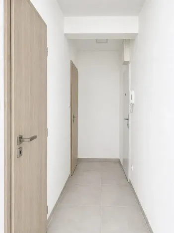 Pronájem bytu 1+kk, Zlín, Hluboká, 37 m2