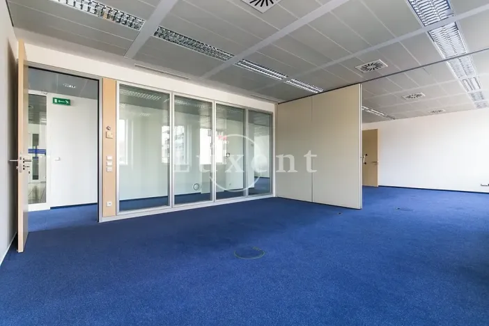 Pronájem kanceláře, Praha - Jinonice, Pekařská, 393 m2