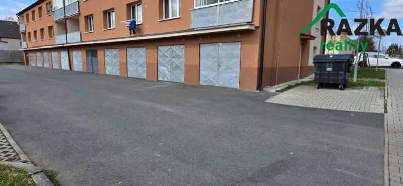 Prodej bytu 3+1, Chodová Planá, sídliště Lučina, 68 m2