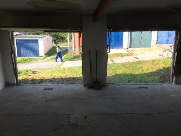 Pronájem garáže, Šlapanice, Dlouhá, 38 m2