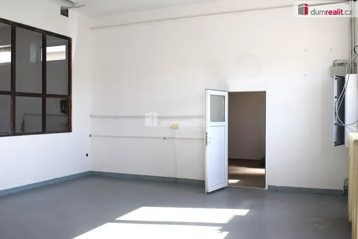 Pronájem komerční nemovitosti, Sukorady, 143 m2