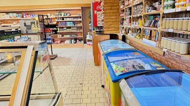 Pronájem obchodního prostoru, Hulín, Višňovce, 402 m2