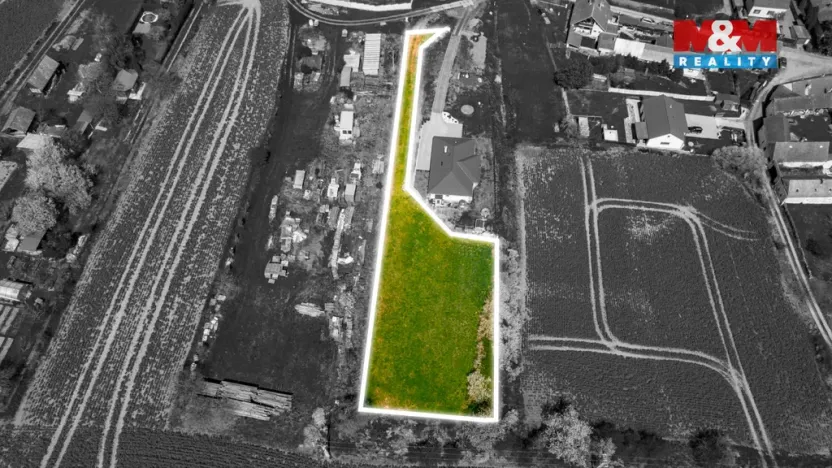 Prodej pozemku pro bydlení, Týn nad Vltavou - Hněvkovice na levém břehu Vltavy, 1869 m2