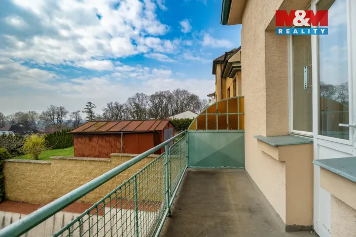 Prodej rodinného domu, Dobrovice, Komenského, 431 m2