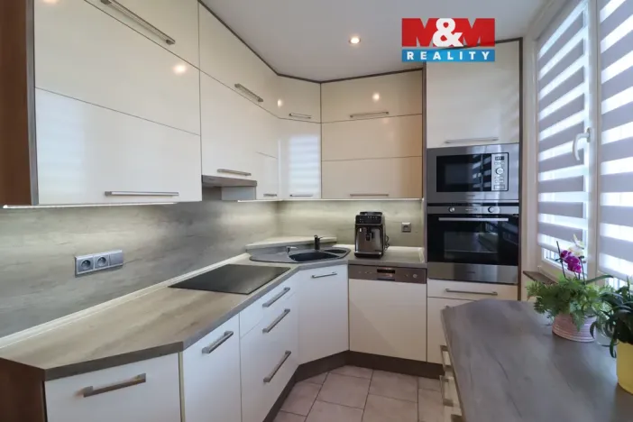 Prodej bytu 2+1, Postoloprty, Dvořákova, 60 m2