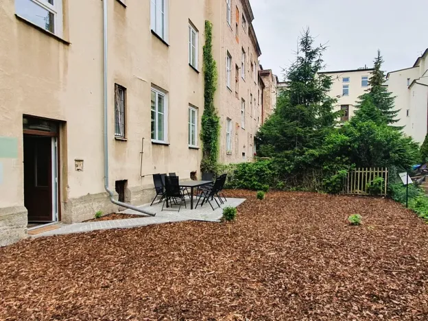 Pronájem kanceláře, Hradec Králové, Československé armády, 36 m2