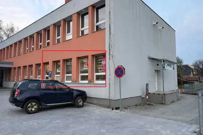 Pronájem obchodního prostoru, Rožnov pod Radhoštěm, 1. máje, 133 m2