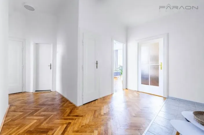 Prodej bytu 3+kk, Praha - Karlín, Sokolovská, 110 m2