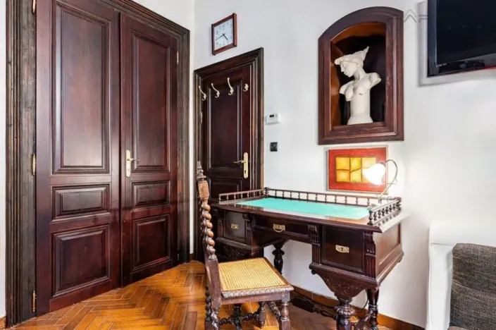 Pronájem bytu 1+kk, Praha - Staré Město, Melantrichova, 36 m2