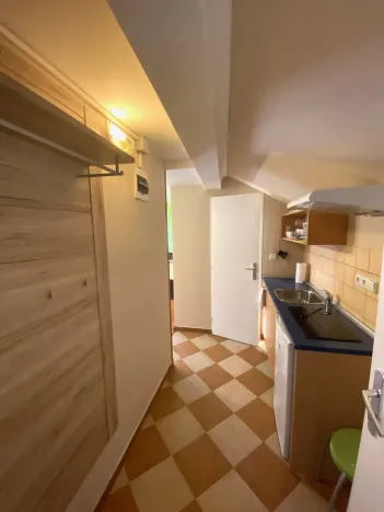 Prodej bytu 2+kk, Karlovy Vary, Zámecký vrch, 59 m2