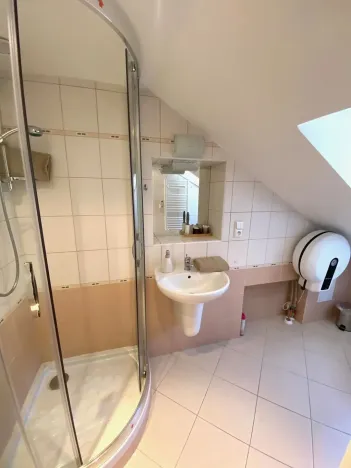 Prodej bytu 2+kk, Karlovy Vary, Zámecký vrch, 59 m2