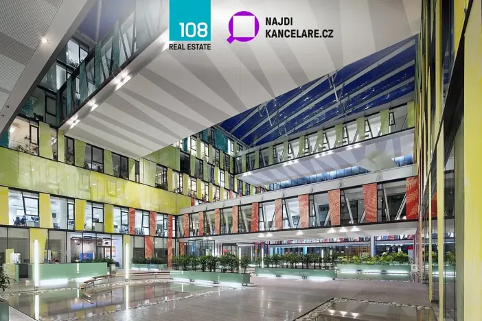 Pronájem kanceláře, Praha - Karlín, Karolinská, 1651 m2