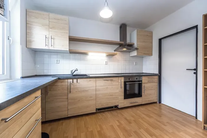 Prodej bytu 3+1, Mořina, 79 m2