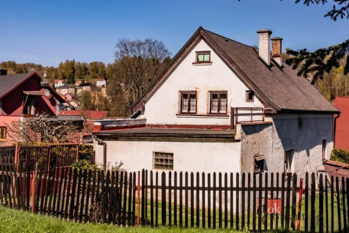 Prodej rodinného domu, Luby, Hřbitovní, 98 m2