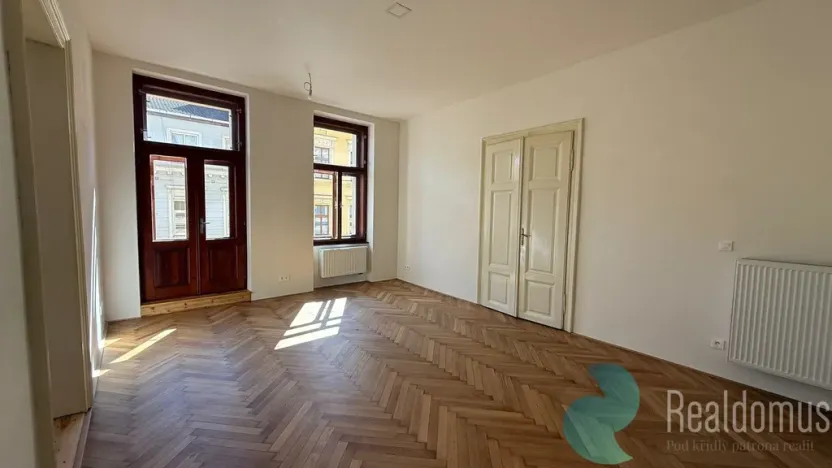 Pronájem bytu 3+1, České Budějovice, tř. 28. října, 120 m2