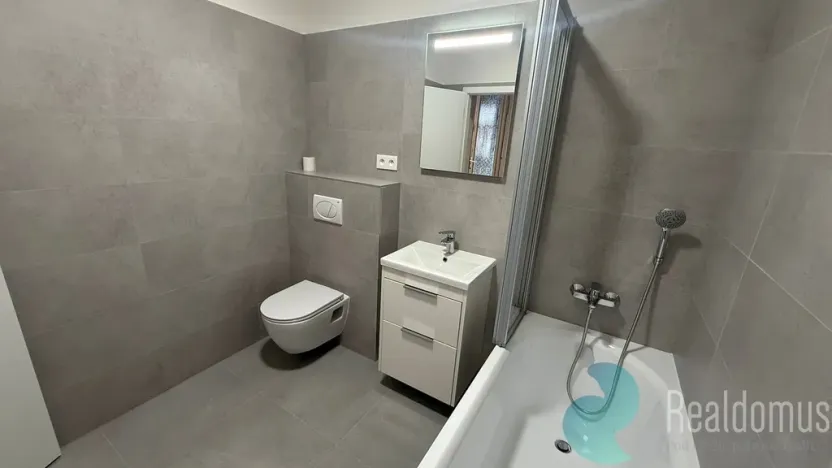 Pronájem bytu 3+1, České Budějovice, tř. 28. října, 120 m2