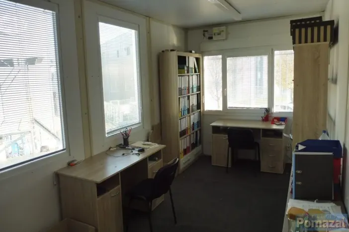 Pronájem kanceláře, Vestec, Na Spojce, 18 m2