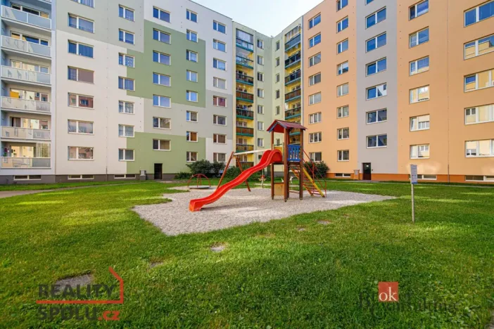 Pronájem bytu 3+1, Krnov - Pod Bezručovým vrchem, E. Hakena, 68 m2