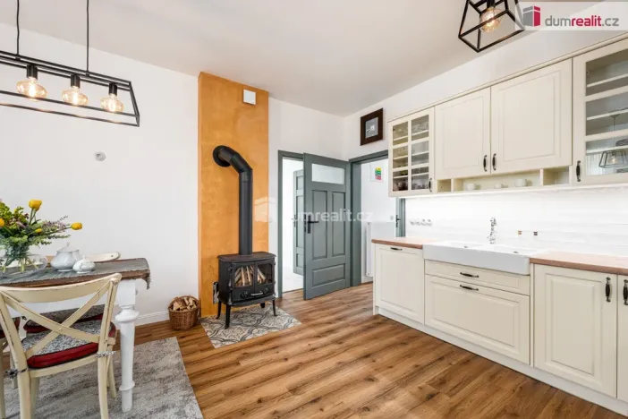 Prodej rodinného domu, Sedlčany, Baxova, 140 m2