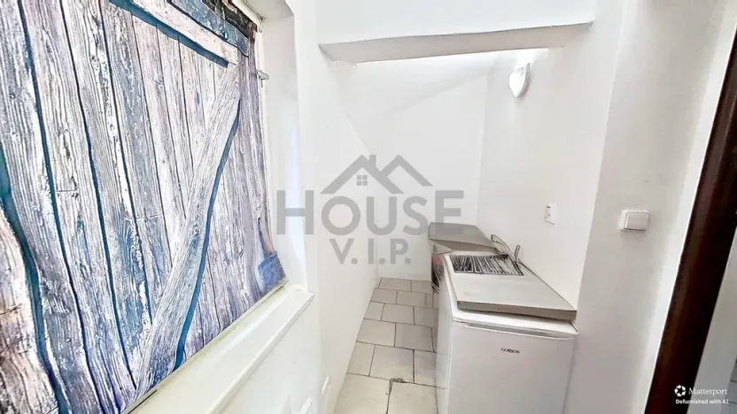 Pronájem kanceláře, Praha - Kobylisy, Klapkova, 40 m2