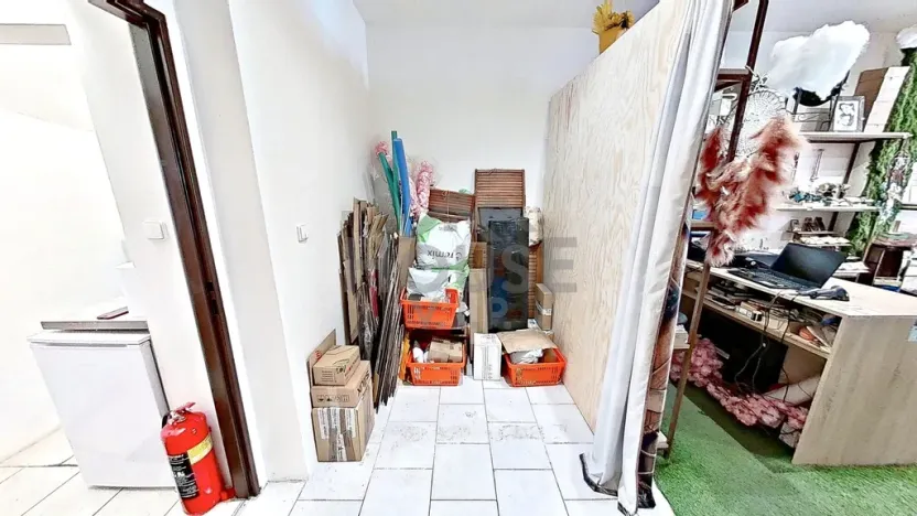 Pronájem kanceláře, Praha - Kobylisy, Klapkova, 40 m2