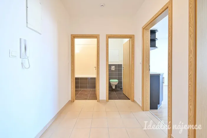 Pronájem bytu 2+kk, Brno - Žebětín, Říčanská, 53 m2