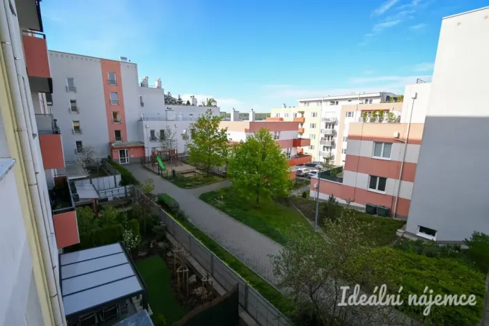Pronájem bytu 2+kk, Brno - Žebětín, Říčanská, 53 m2