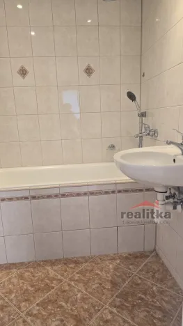 Prodej bytu 3+1, Opava - Kylešovice, Bílovecká, 74 m2