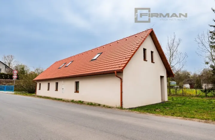 Prodej rodinného domu, Třebešice, 236 m2