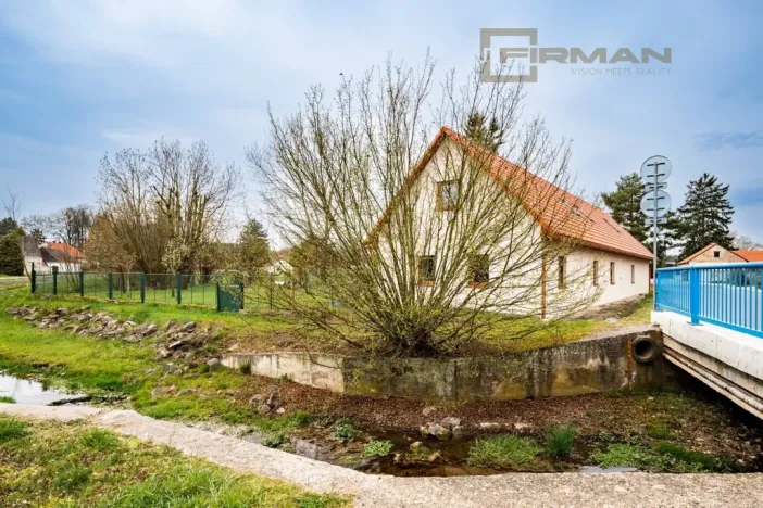 Prodej rodinného domu, Třebešice, 236 m2