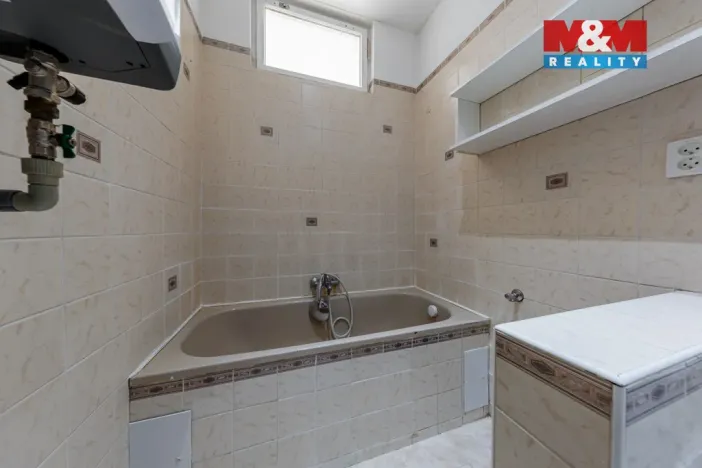 Prodej bytu 2+1, Karlovy Vary - Rybáře, Sokolovská, 77 m2