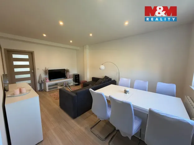 Pronájem bytu 2+kk, Třinec - Lyžbice, Dukelská, 55 m2