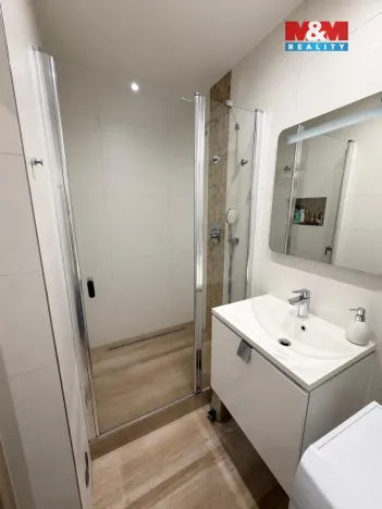 Pronájem bytu 2+kk, Třinec - Lyžbice, Dukelská, 55 m2