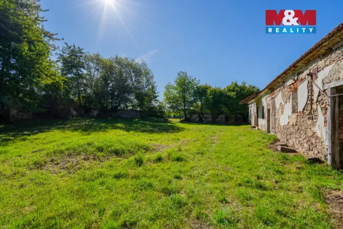 Prodej pozemku pro bydlení, Dříteň - Libív, 4001 m2