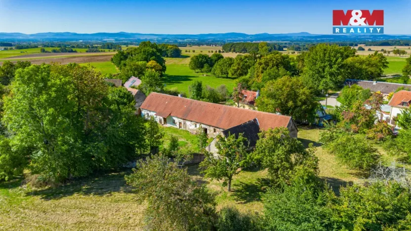Prodej pozemku pro bydlení, Dříteň - Libív, 4001 m2